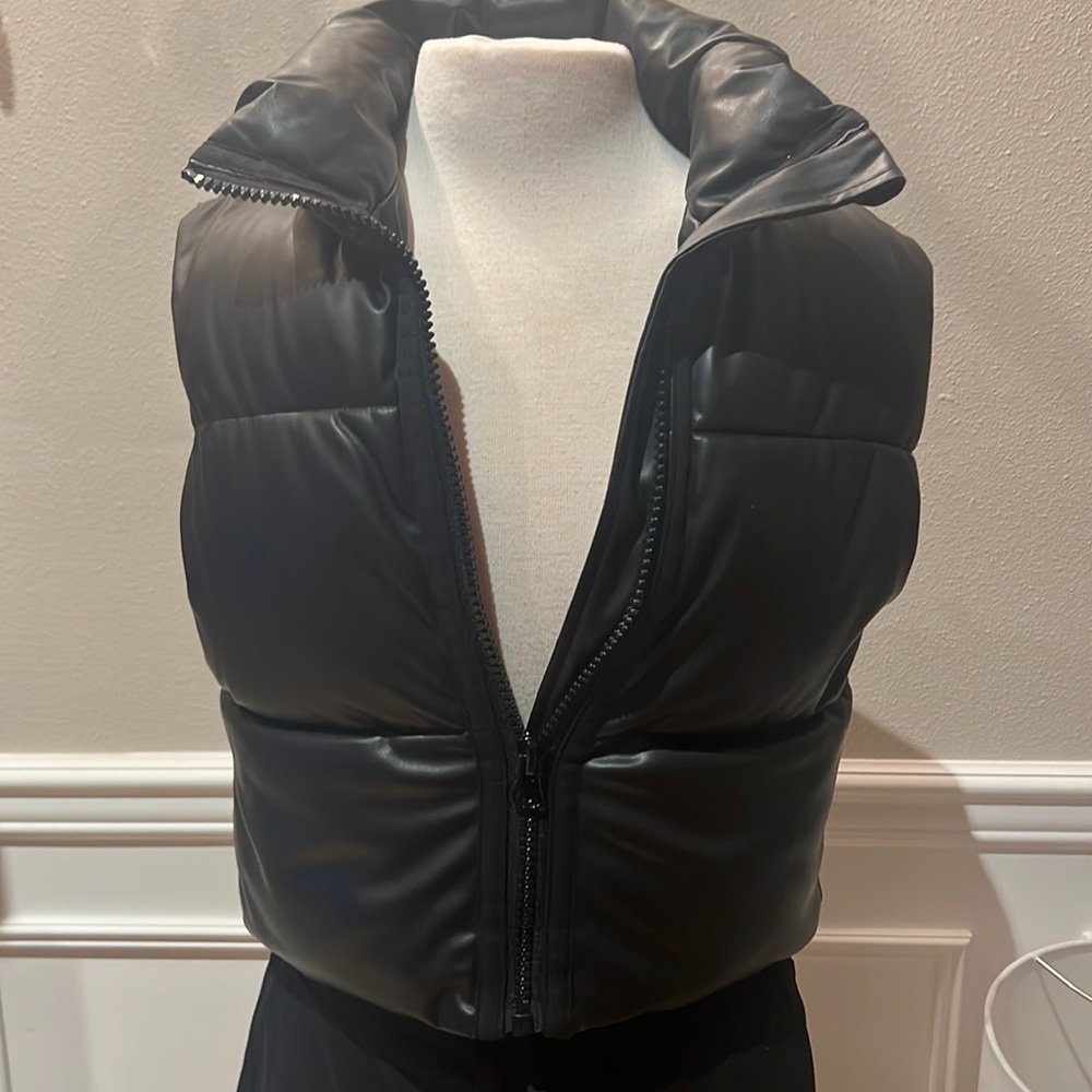 Zara cropped vest